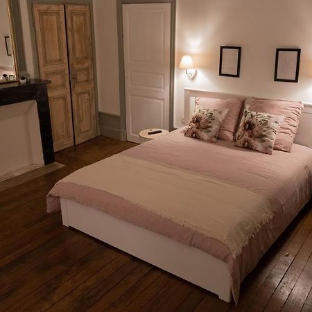 Un Dimanche Chez Julie Chambre Leontine Партене Екстериор снимка