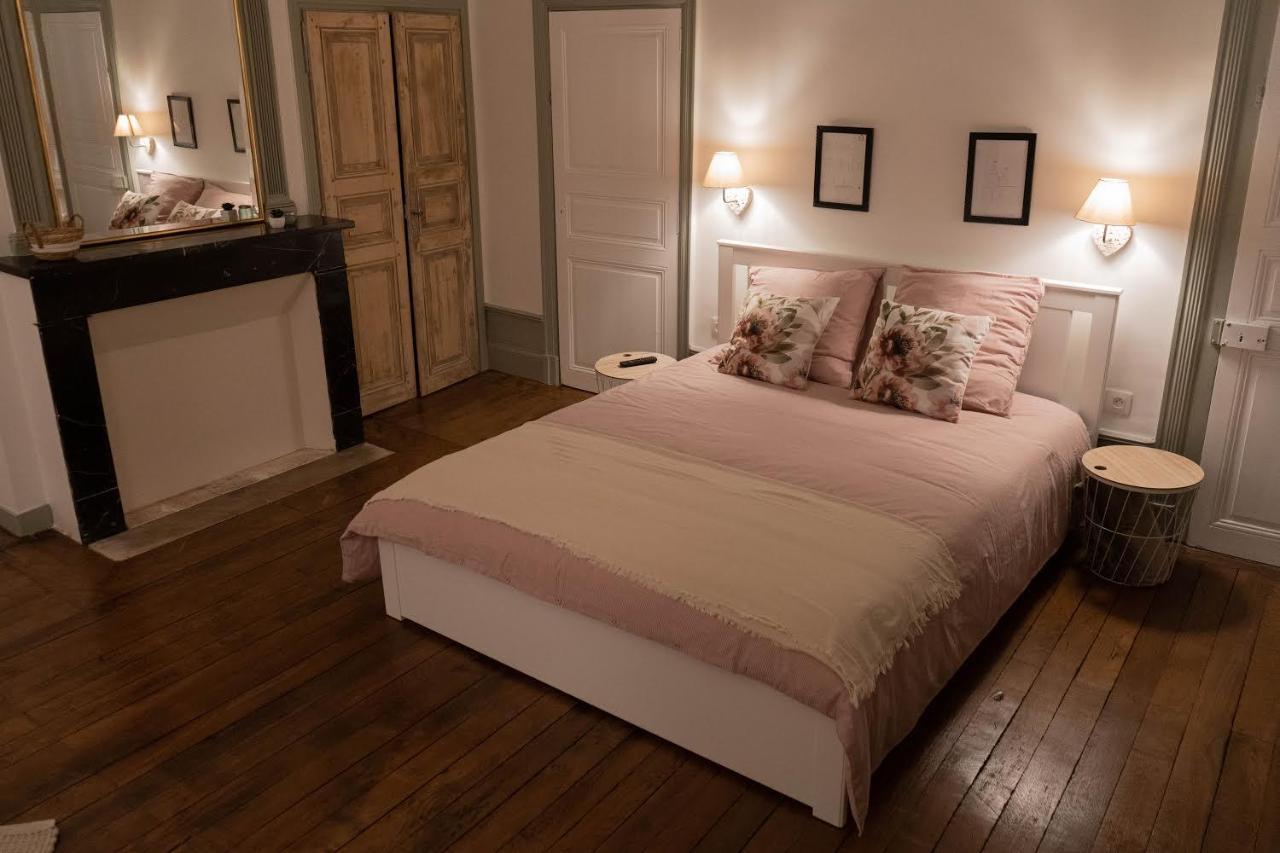 Un Dimanche Chez Julie Chambre Leontine Партене Екстериор снимка