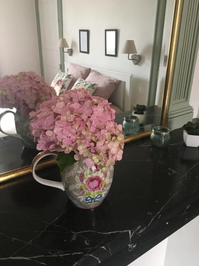 Un Dimanche Chez Julie Chambre Leontine Партене Екстериор снимка